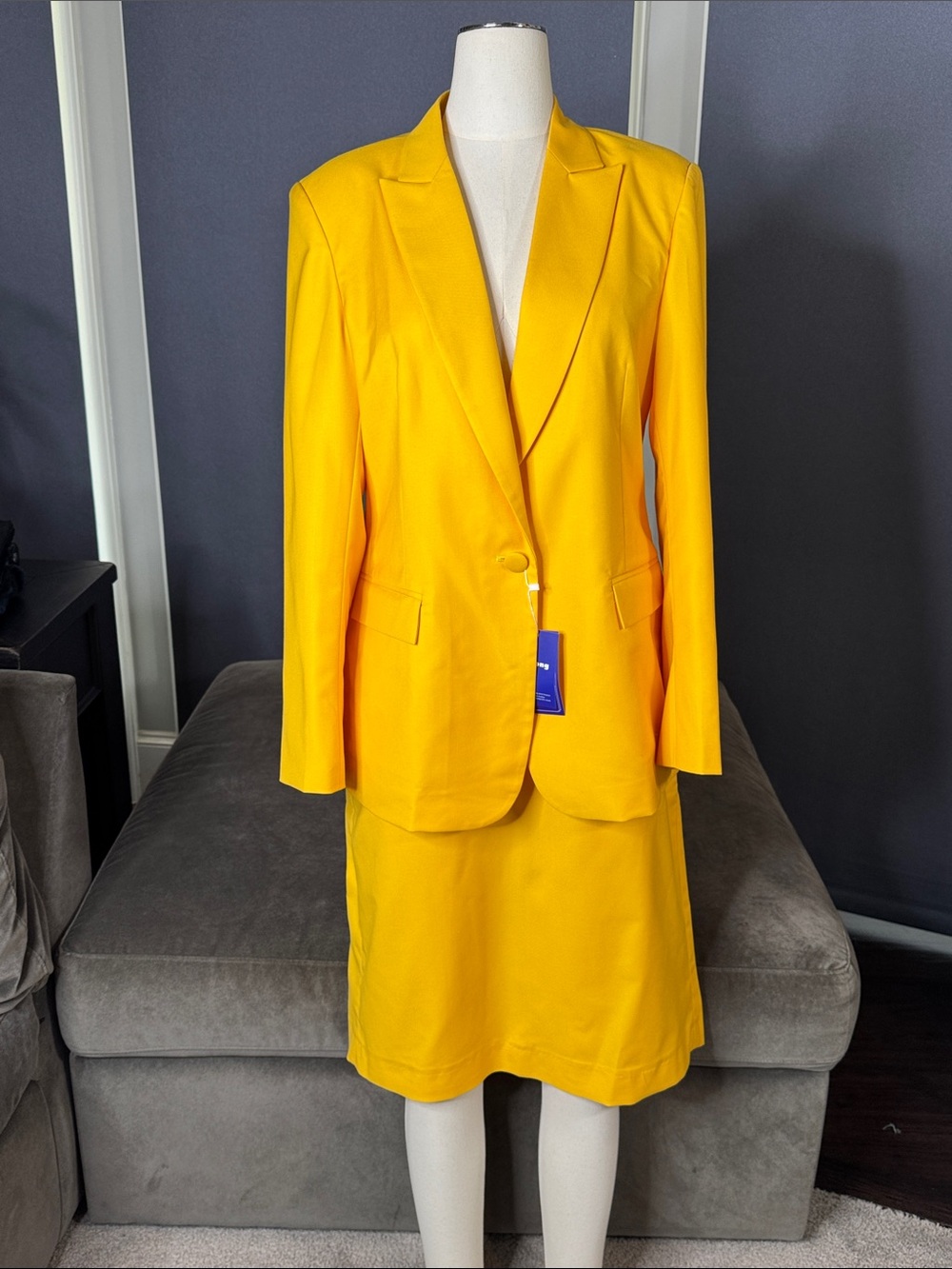 Women's Yellow Blazer and Skirt Suit Tailored Set Office Formal Work Size 8 NWT